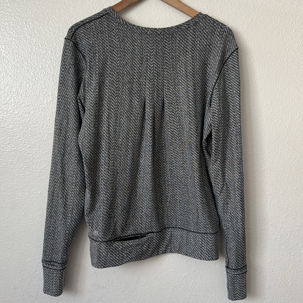 Lululemon 10 Rush Hour Gray and Black Herringbone Long Sleeve Top - Picture 7 of 8